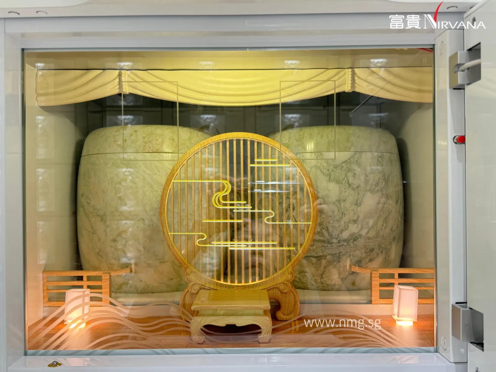 Interior design of columbarium niche